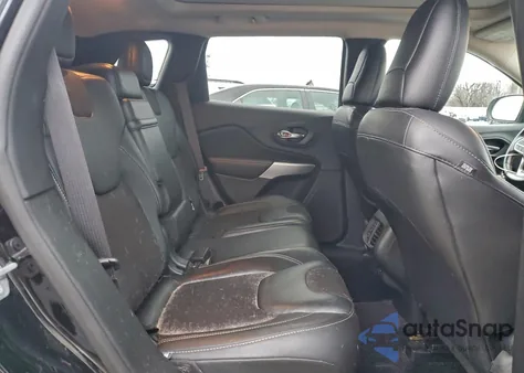 2018 Jeep Cherokee Latitude Plus z USA, uszkodzony, nr VIN 1C4PJMLX5JD502864